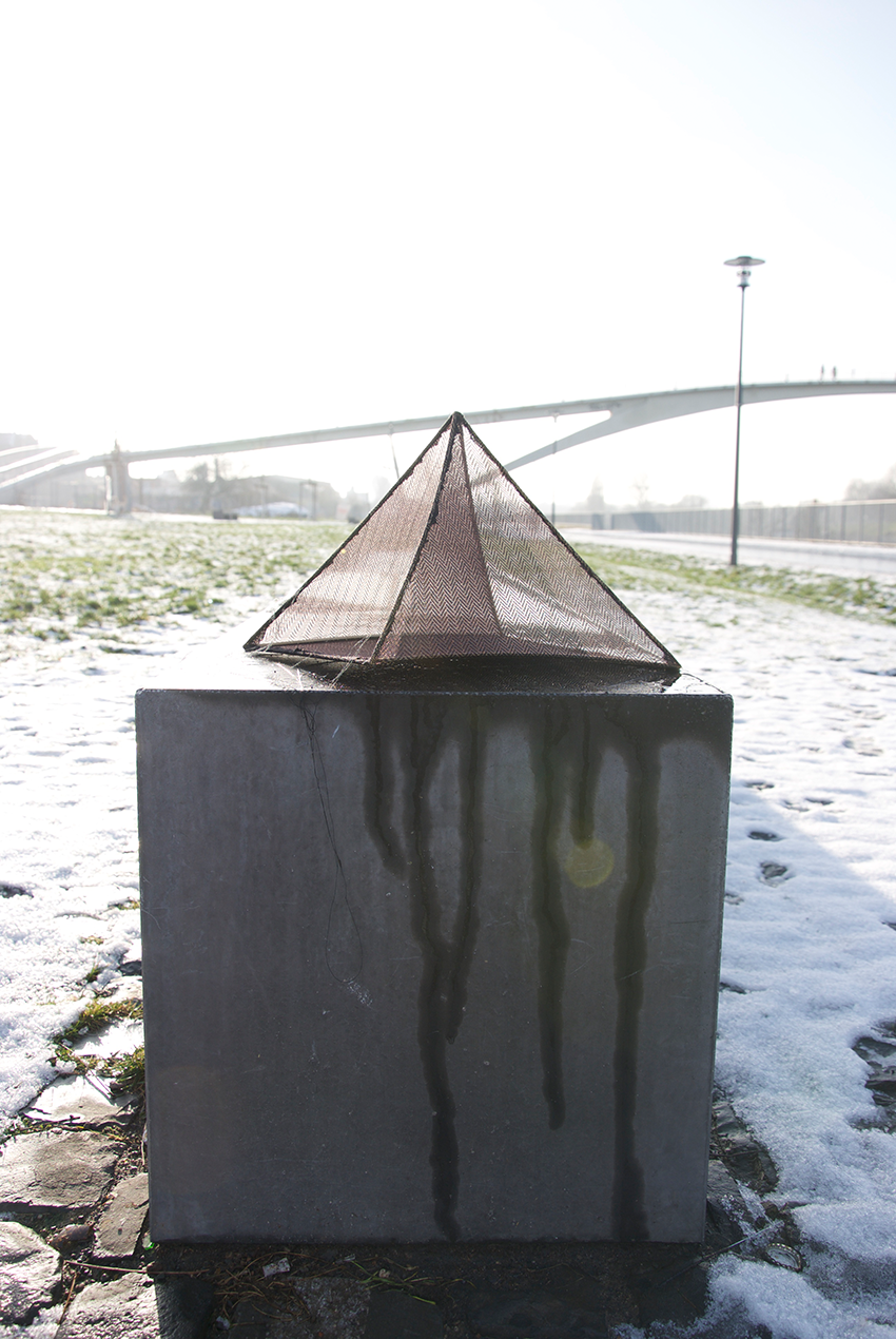 The picture is showing the artwork All places and belongings by artist Sandra Miriam Ehlen